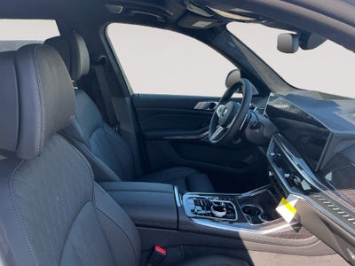 2027 BMW X7 M60i