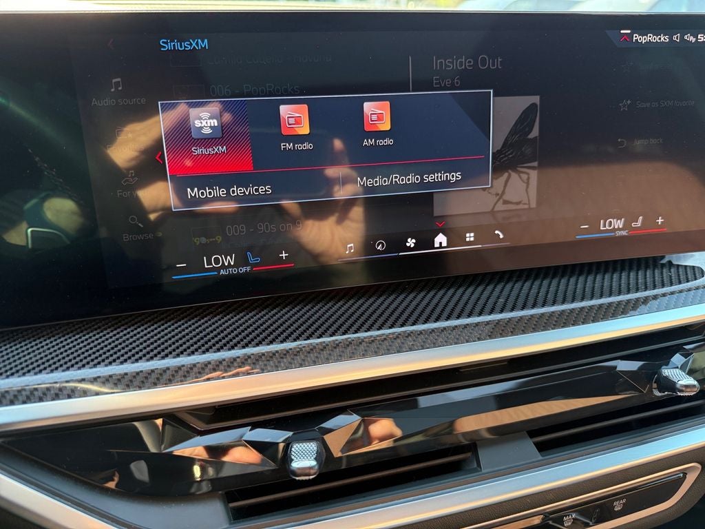 2025 BMW X5 M60i