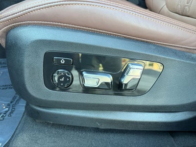 2025 BMW X5 M60i