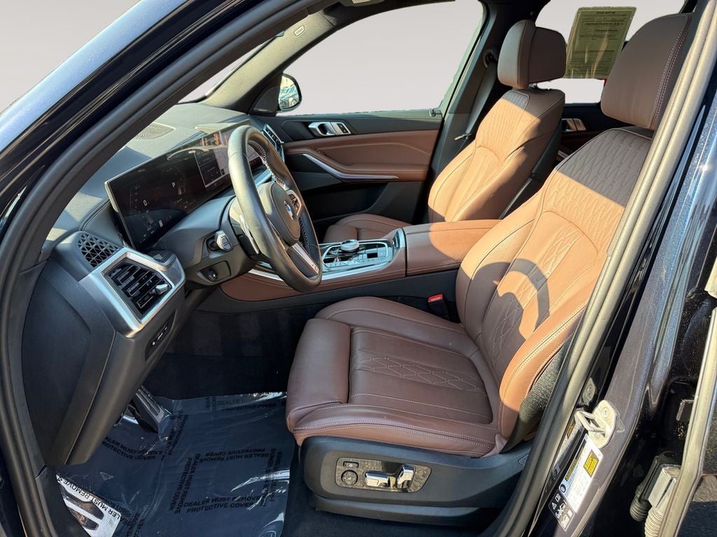 2025 BMW X5 M60i