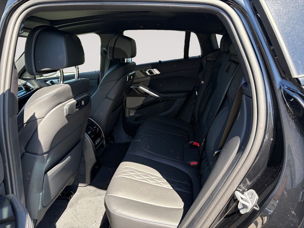 2027 BMW X6 xDrive40i