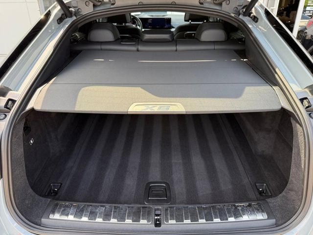 2025 BMW X6 xDrive40i