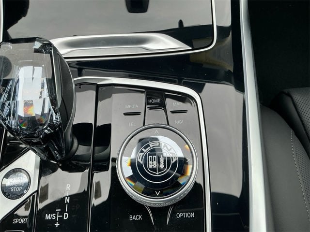 2026 BMW X7 ALPINA XB7