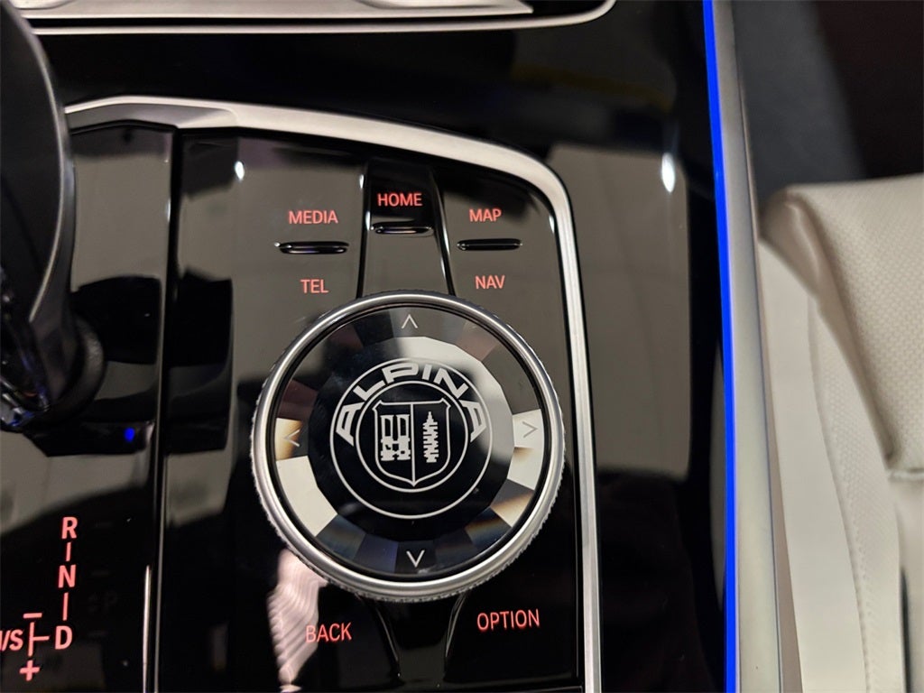 2026 BMW X7 ALPINA XB7