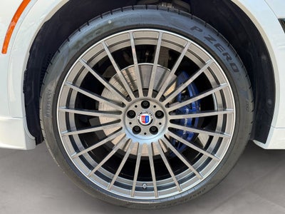 2025 BMW X7 ALPINA XB7