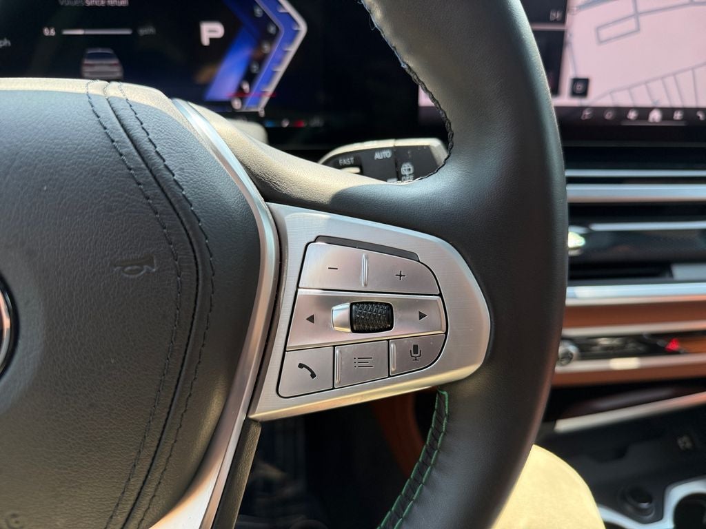 2025 BMW X7 ALPINA XB7
