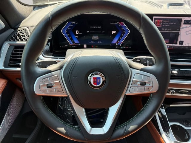 2025 BMW X7 ALPINA XB7