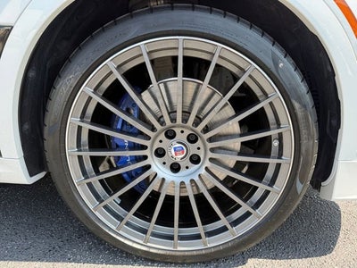 2025 BMW X7 ALPINA XB7