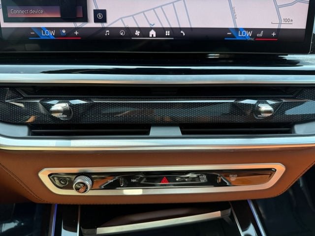 2025 BMW X7 ALPINA XB7