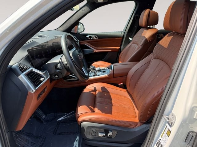 2025 BMW X7 ALPINA XB7