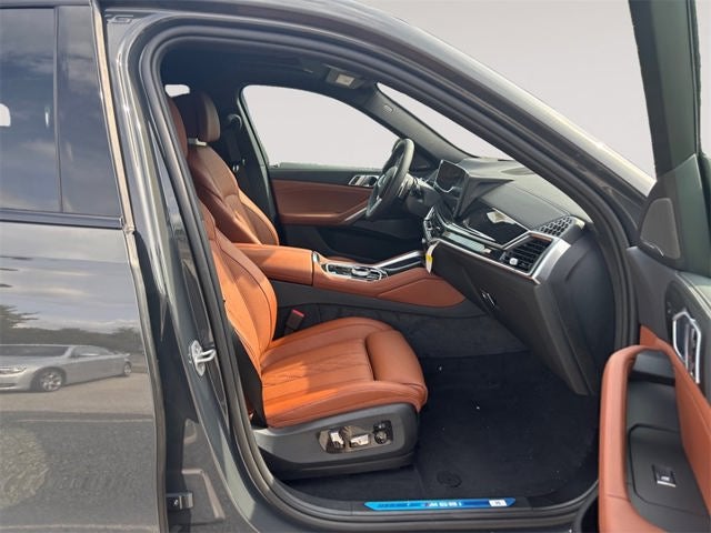 2026 BMW X6 M60i