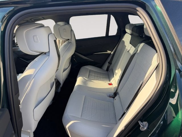 2027 BMW X5 40 xDrive