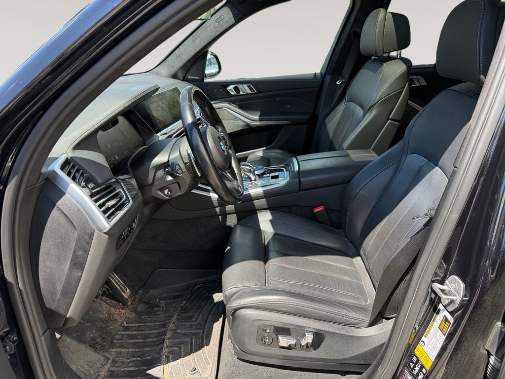 2022 BMW X5 M50i