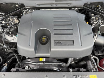 2025 Land Rover Defender 130 X-Dynamic SE