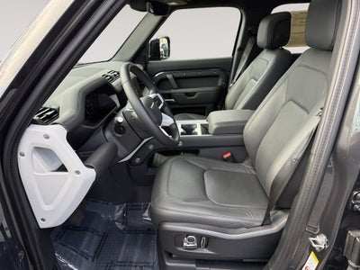 2025 Land Rover Defender 130 X-Dynamic SE