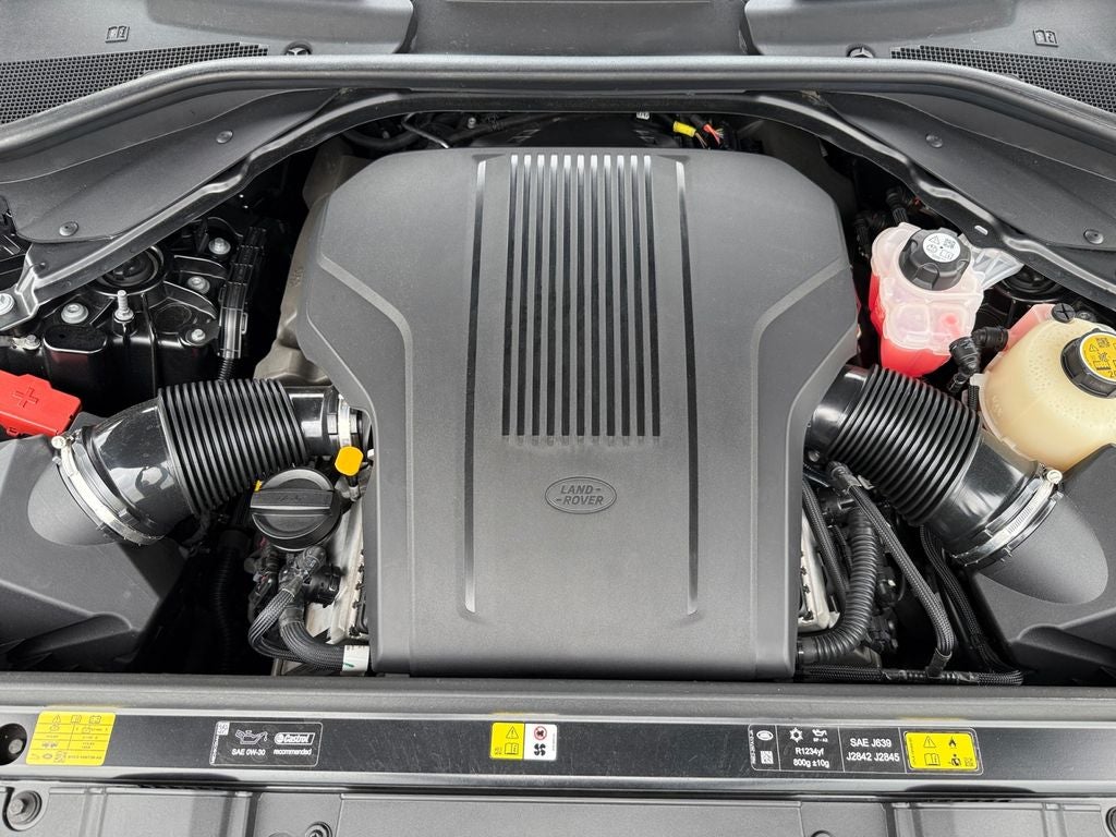 2025 Land Rover Range Rover SE