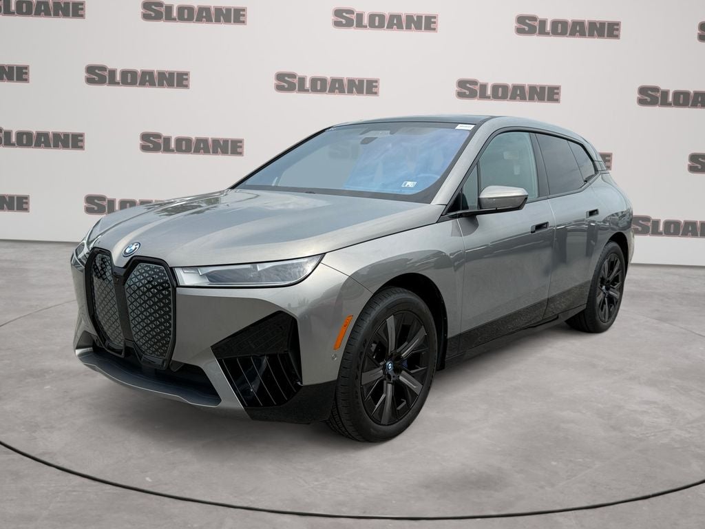 2024 BMW iX xDrive50's photo