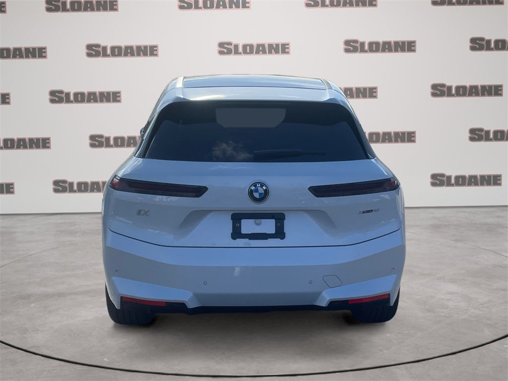 2026 BMW iX xDrive45