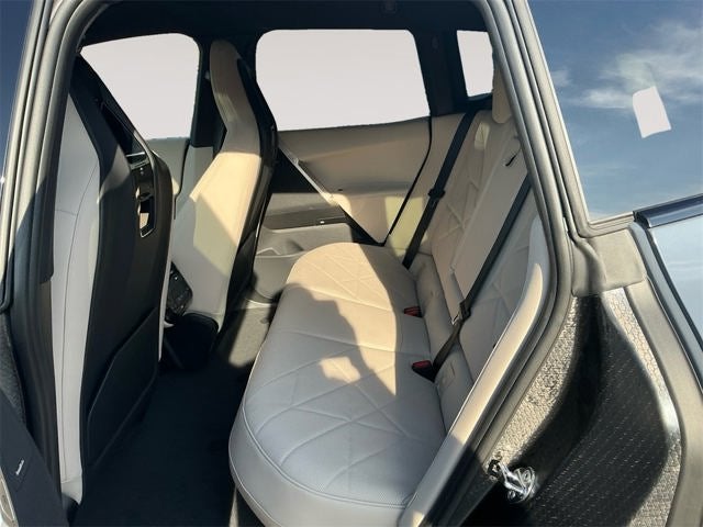 2026 BMW iX xDrive60