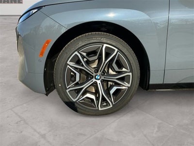 2026 BMW iX xDrive60