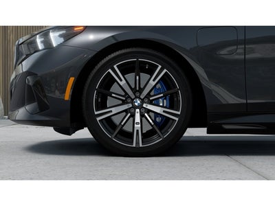 2026 BMW 5 Series 550e xDrive