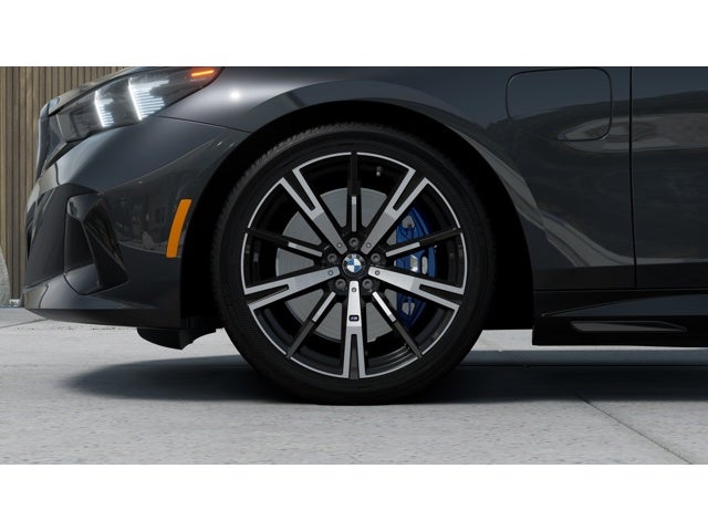 2026 BMW 5 Series 550e xDrive
