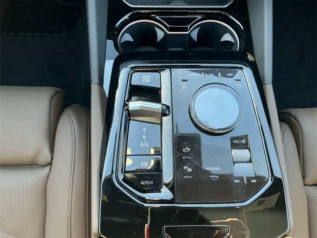 2026 BMW 5 Series 550e xDrive