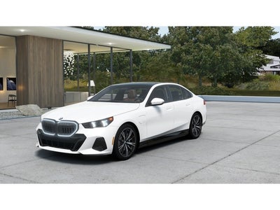 2027 BMW 550e Base