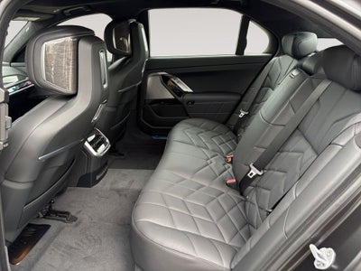 2026 BMW 7 Series 740i xDrive