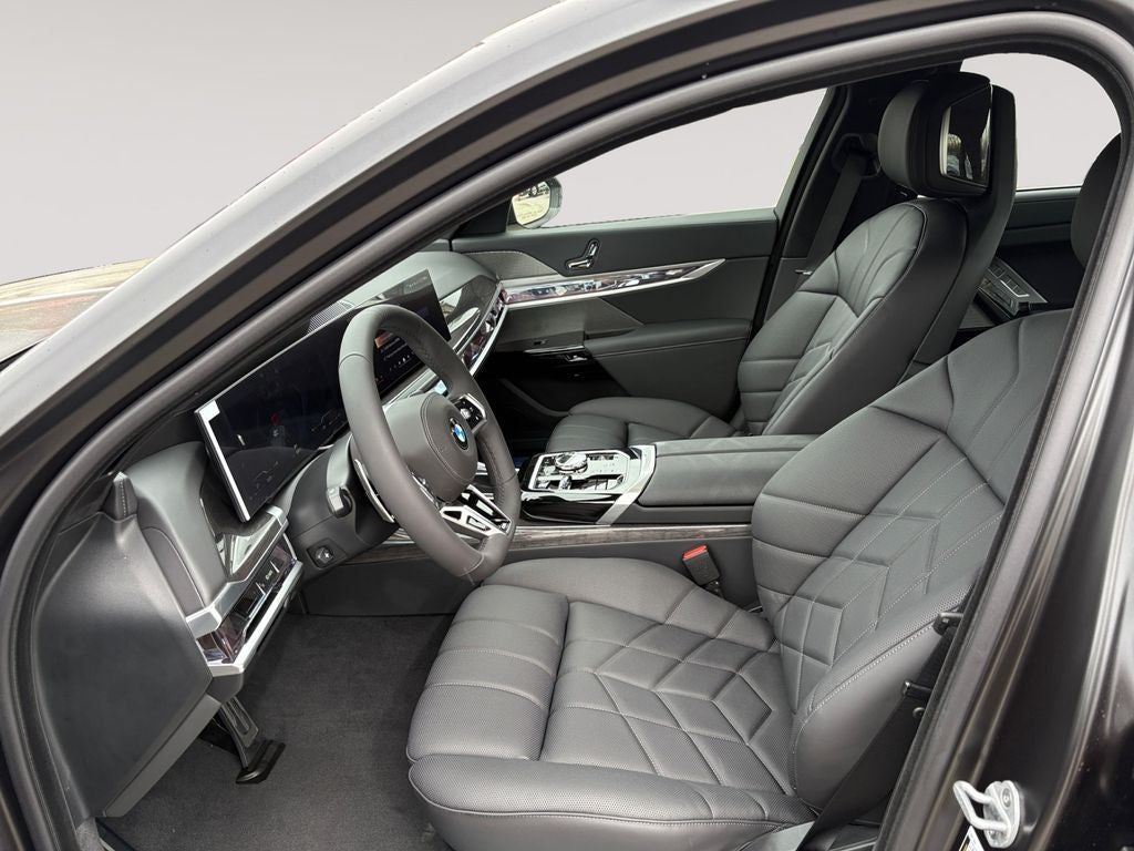 2026 BMW 7 Series 740i xDrive