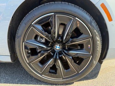 2023 BMW 7 Series 760i xDrive