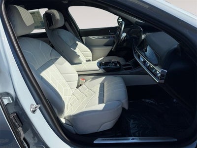 2023 BMW 7 Series 760i xDrive