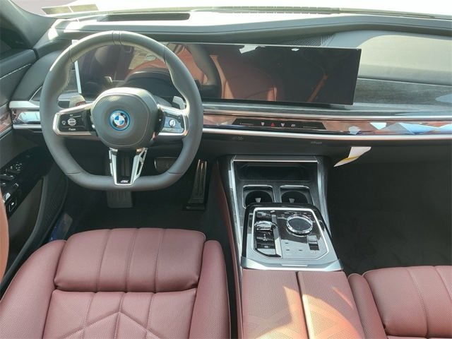 2026 BMW 7 Series 750e xDrive