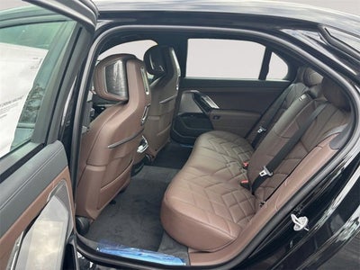 2026 BMW 7 Series 750e xDrive