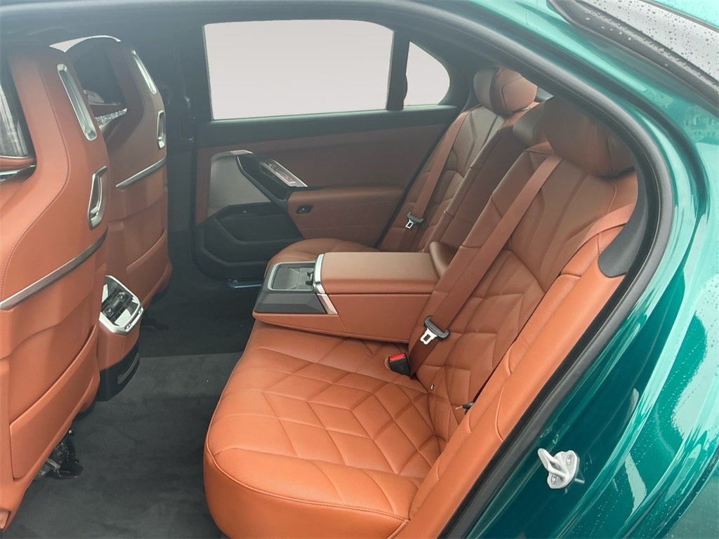 2026 BMW 7 Series 750e xDrive