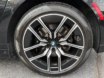 2025 BMW 7 Series 750e xDrive