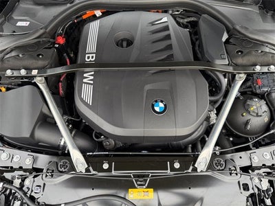 2025 BMW 7 Series 750e xDrive