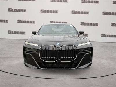 2025 BMW 7 Series 750e xDrive