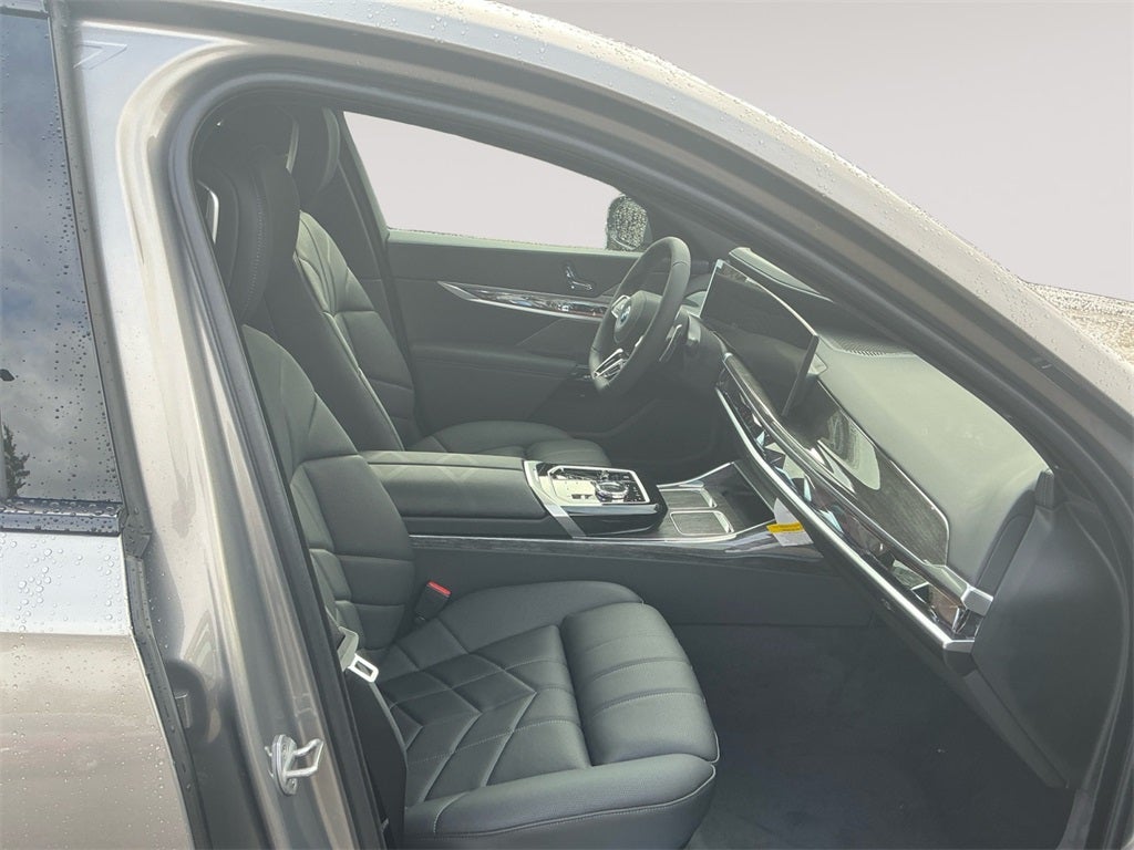 2026 BMW 7 Series 750e xDrive