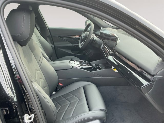 2026 BMW 5 Series 530i xDrive