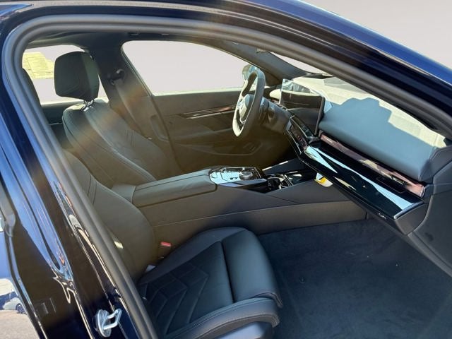 2027 BMW 5 Series 530i xDrive