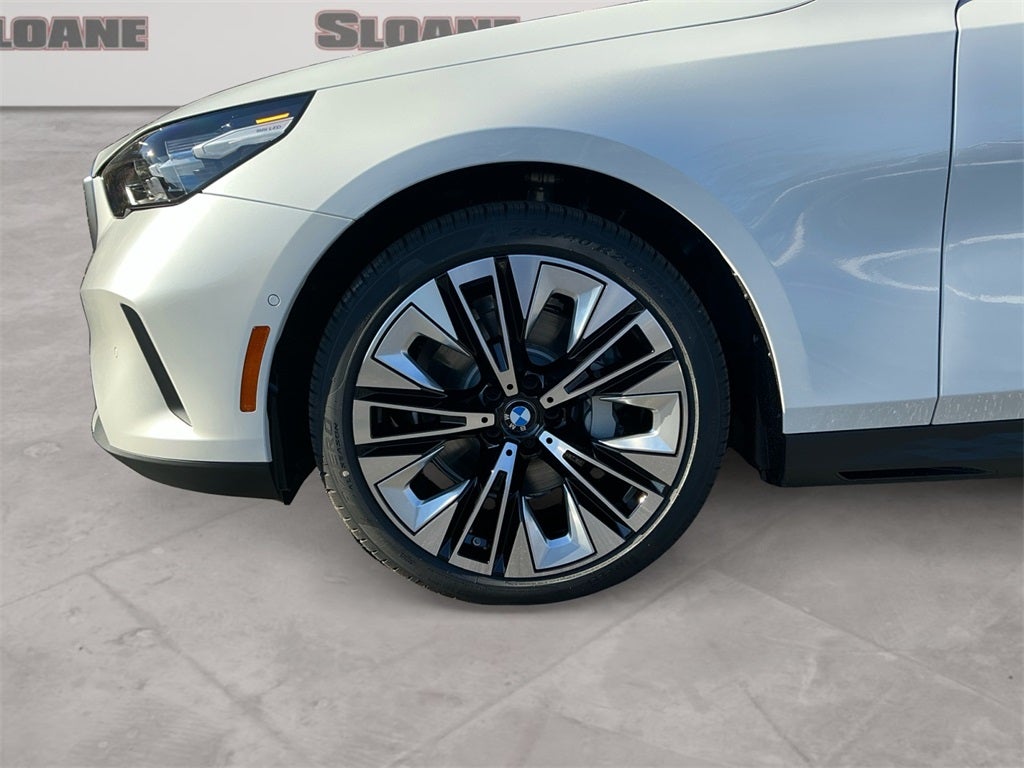 2026 BMW 5 Series 530i xDrive