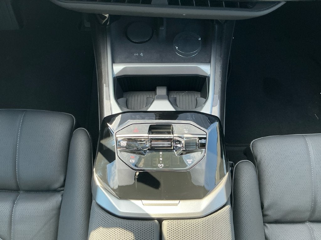 2027 BMW 7 Series 740i xDrive