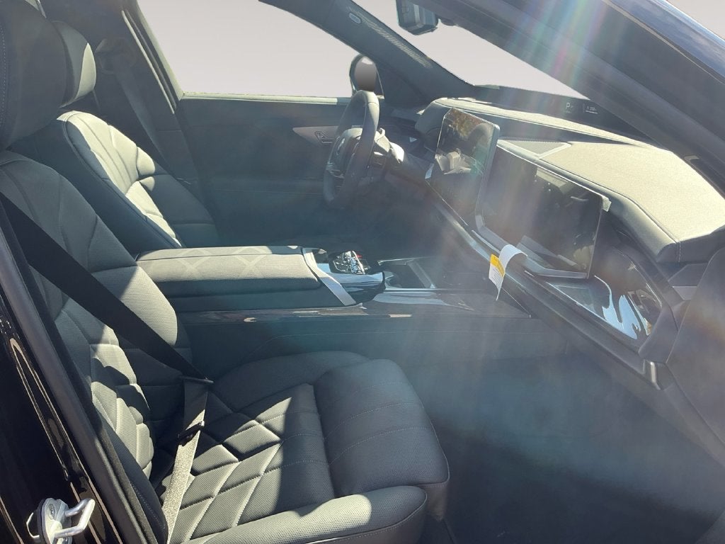 2027 BMW 7 Series 740i xDrive
