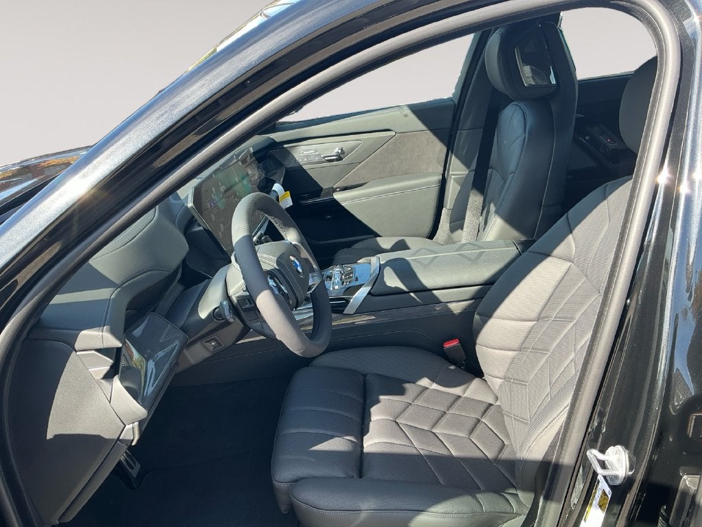 2027 BMW 7 Series 740i xDrive