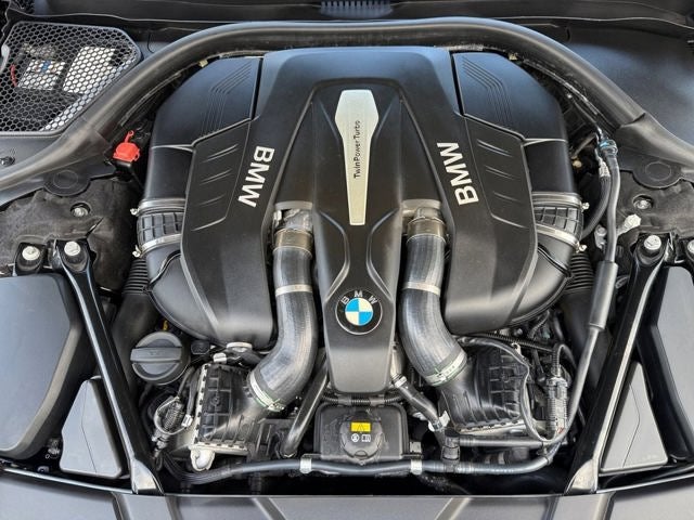 2018 BMW 7 Series 750i xDrive M Sport