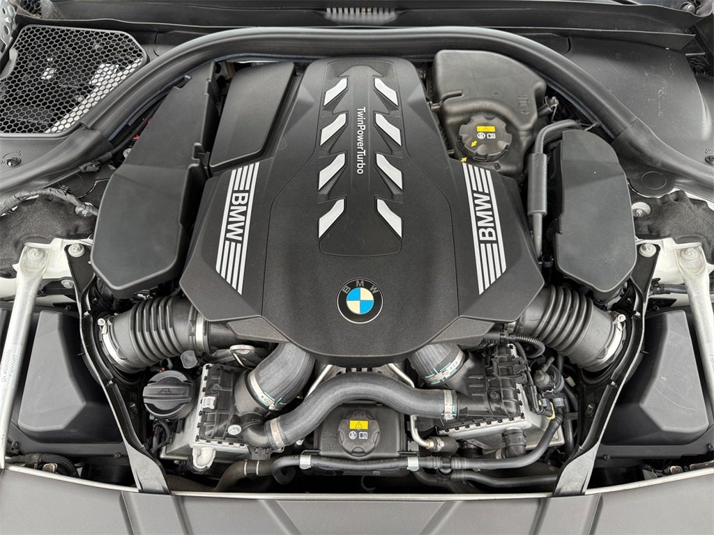 2021 BMW 7 Series 750i xDrive