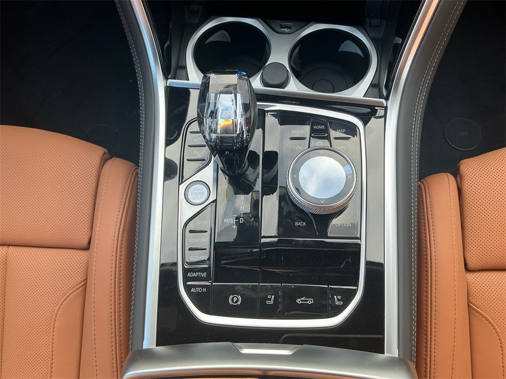 2026 BMW 8 Series 840i