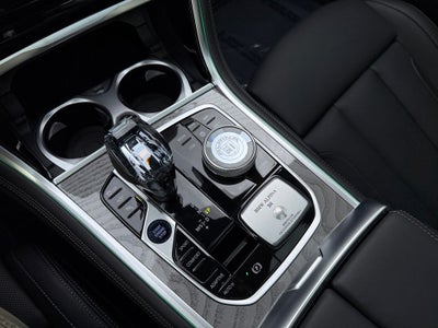 2025 BMW 8 Series ALPINA B8 xDrive