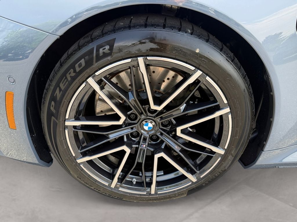 2027 BMW M5 Base